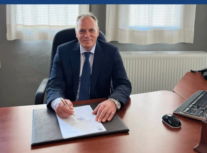 ΕΠΙΛΕΚΤΙΚΗ ΜΝΗΜΗ ΚΑΙ ΠΟΛΙΤΙΚΟΣ ΠΑΝΙΚΟΣ